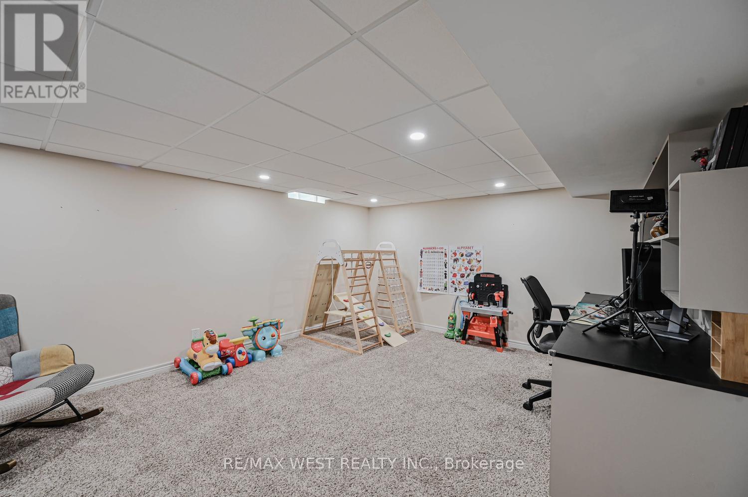 38 - 2065 Amherst Heights Court, Burlington, Ontario  L7P 4R7 - Photo 43 - W13127106