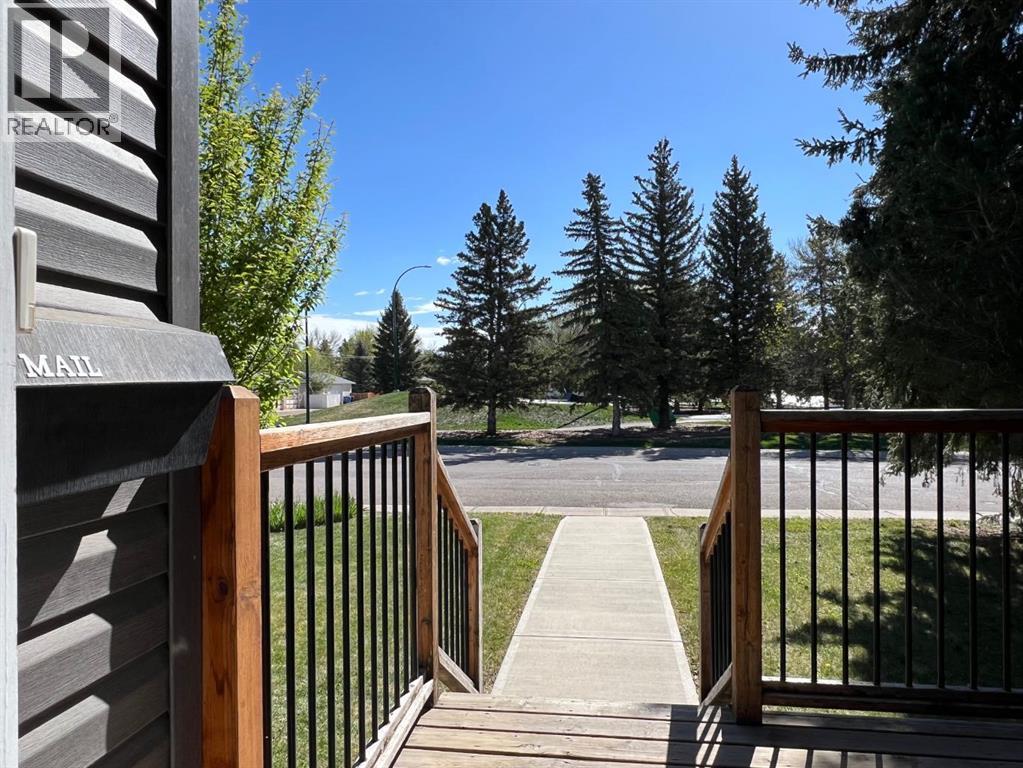 2128 24 Street, Coaldale, Alberta  T1M 1J3 - Photo 3 - A2312364