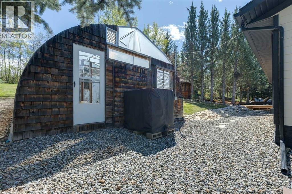 242026 White Post Lane W, Rural Foothills County, Alberta  T1S 3K3 - Photo 8 - A2312367