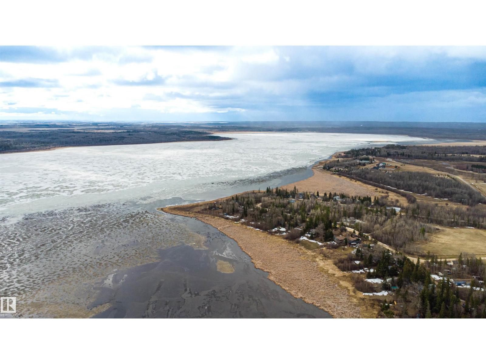 51 Lakeshore Dr, Rural Lac Ste. Anne County, Alberta  T0E 1V0 - Photo 34 - E4484439