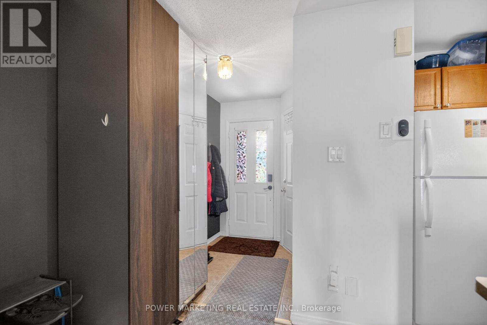 122 Scout Street, Ottawa, Ontario  K2C 4E2 - Photo 4 - X13152954