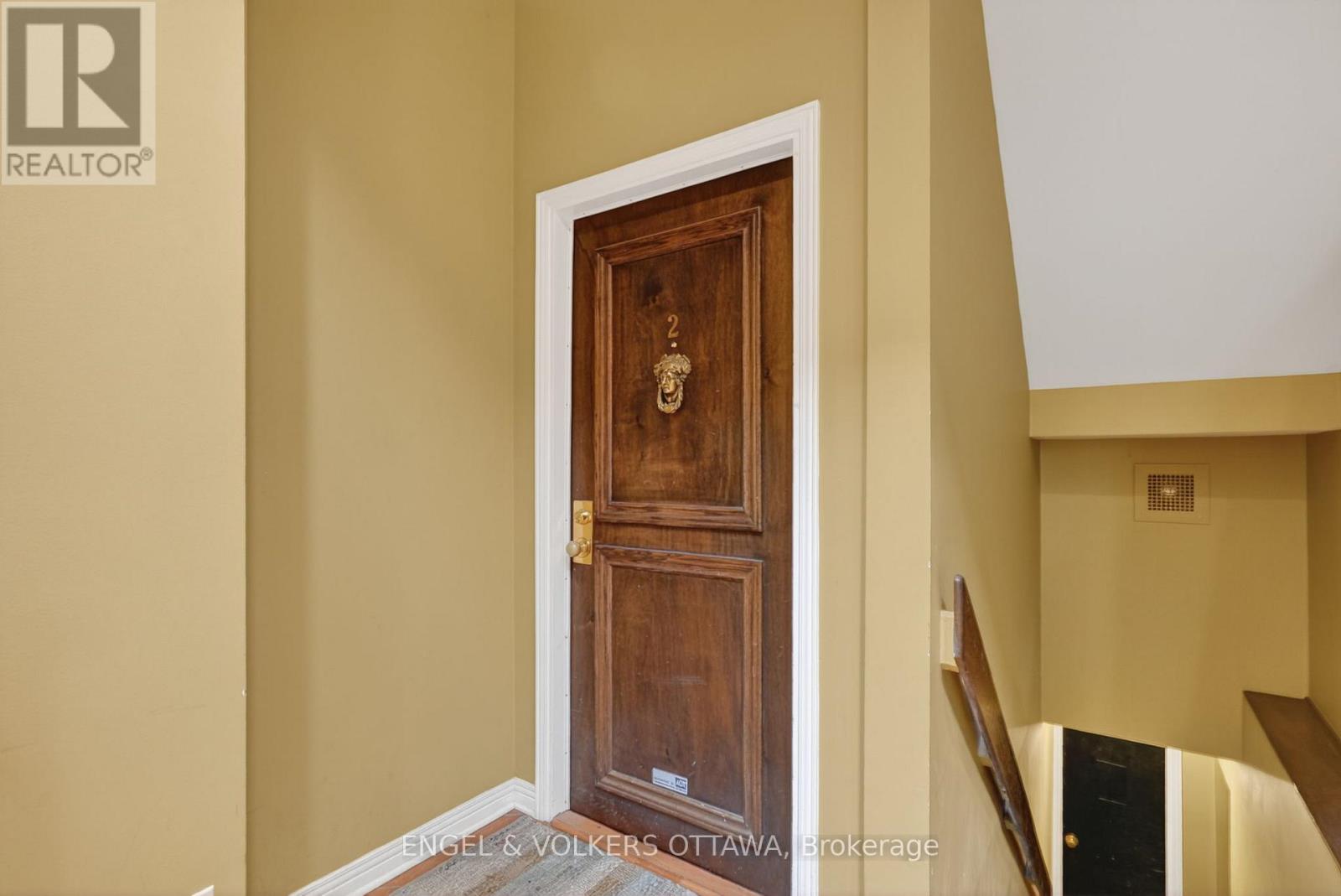 Apt. 2 - 320 Waverley Street W, Ottawa, Ontario  K2P 0W3 - Photo 3 - X13152960