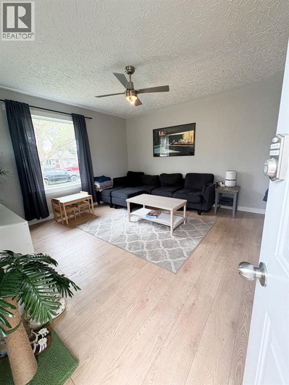5215 44 Street, Camrose, Alberta  T4V 1C8 - Photo 2 - A2310133