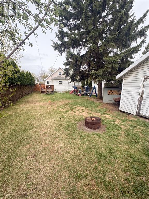 5215 44 Street, Camrose, Alberta  T4V 1C8 - Photo 13 - A2310133