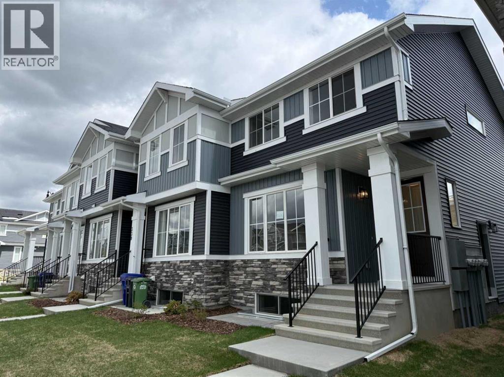 326 Sundown Road, Cochrane, Alberta  T4C 3H2 - Photo 3 - A2312071