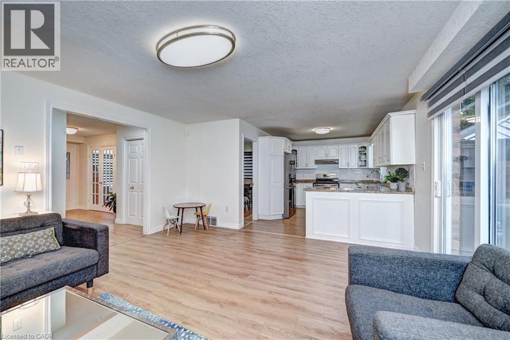 519 Yorkshire Drive, Waterloo, Ontario  N2T 2V1 - Photo 11 - 40832032
