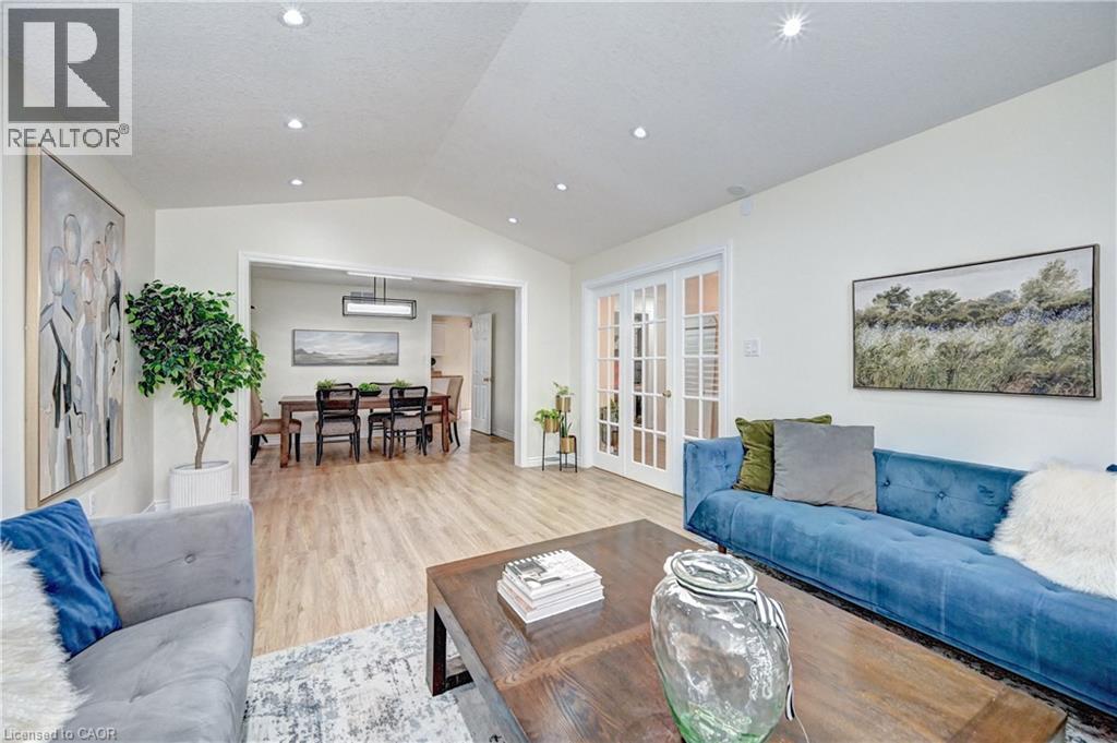 519 Yorkshire Drive, Waterloo, Ontario  N2T 2V1 - Photo 5 - 40832032
