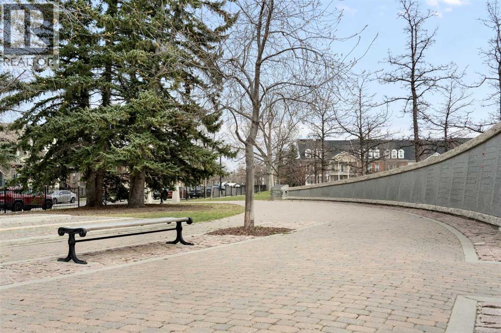 30 Mike Ralph Way SW, Calgary, Alberta  T3E 0H8 - Photo 33 - A2307454