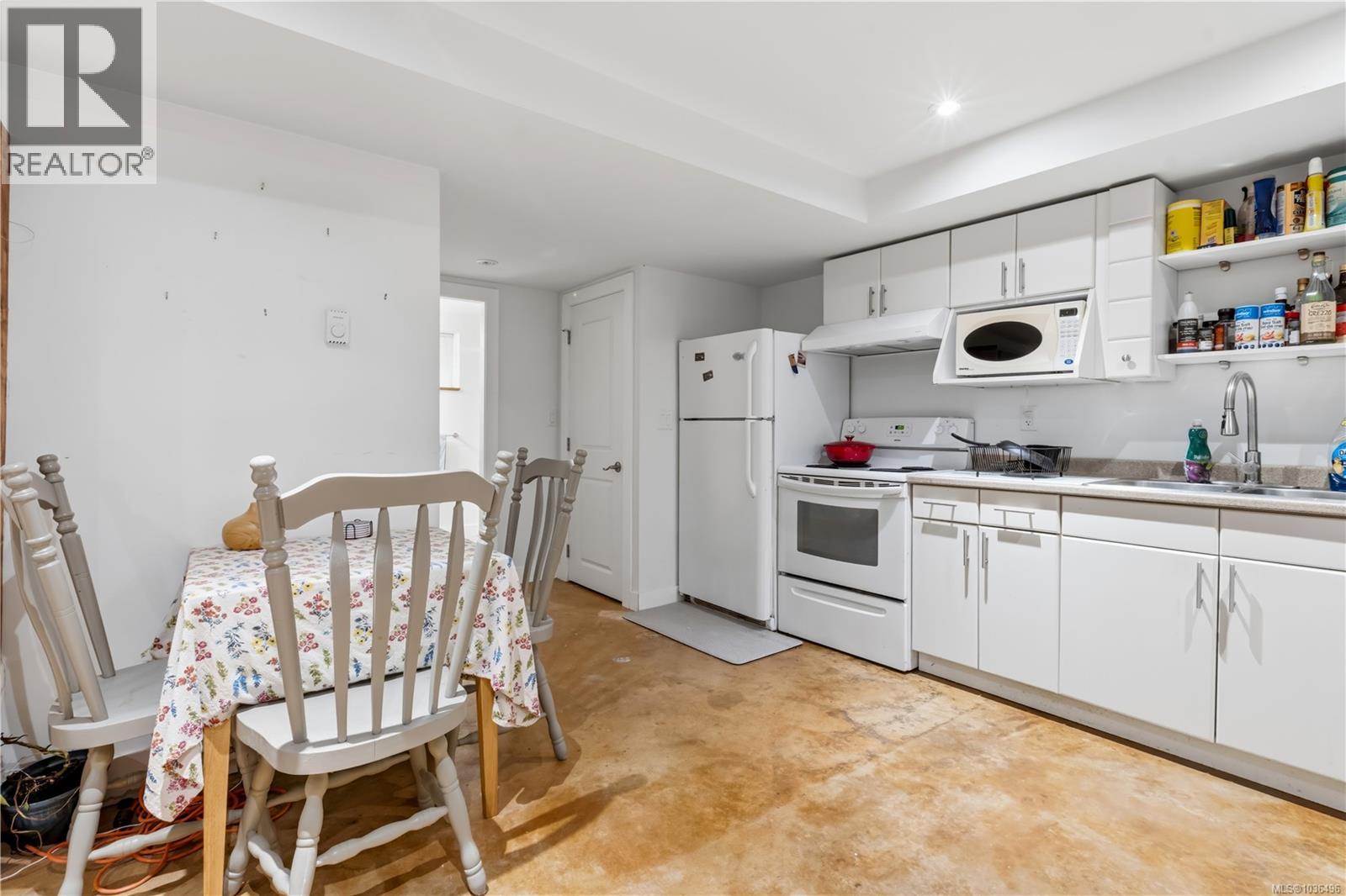 75 Sutton Rd, Ucluelet, British Columbia  V0R 3A0 - Photo 31 - 1036496