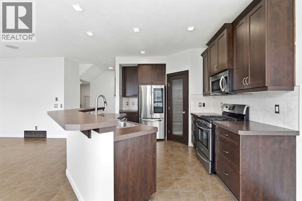 121 Copperstone Close SE, Calgary, Alberta  T2Z 0P4 - Photo 8 - A2310010