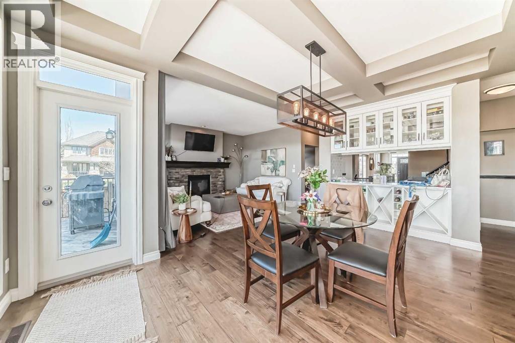 7 Westland Manor SW, Calgary, Alberta  T3H 0W2 - Photo 11 - A2310350