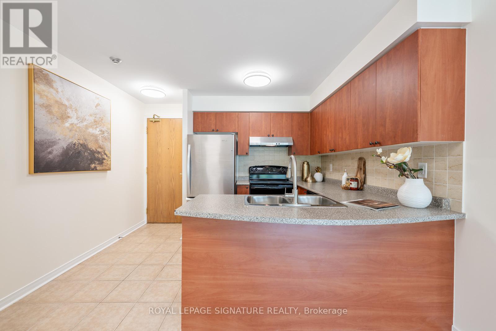 508 - 5508 Yonge Street, Toronto, Ontario  M2N 7L2 - Photo 5 - C13151954