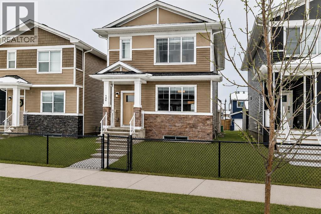 106 Dawson Harbour Grove, Chestermere, Alberta  T1X 2S4 - Photo 3 - A2310343