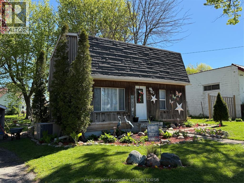 21 Albert Avenue, Ridgetown, Ontario  N0P 2C0 - Photo 1 - 25029418