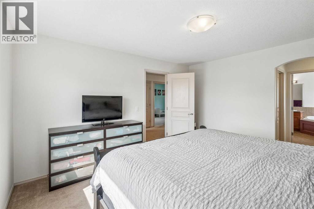231 Hawkmere View, Chestermere, Alberta  T1X 1T8 - Photo 21 - A2312872