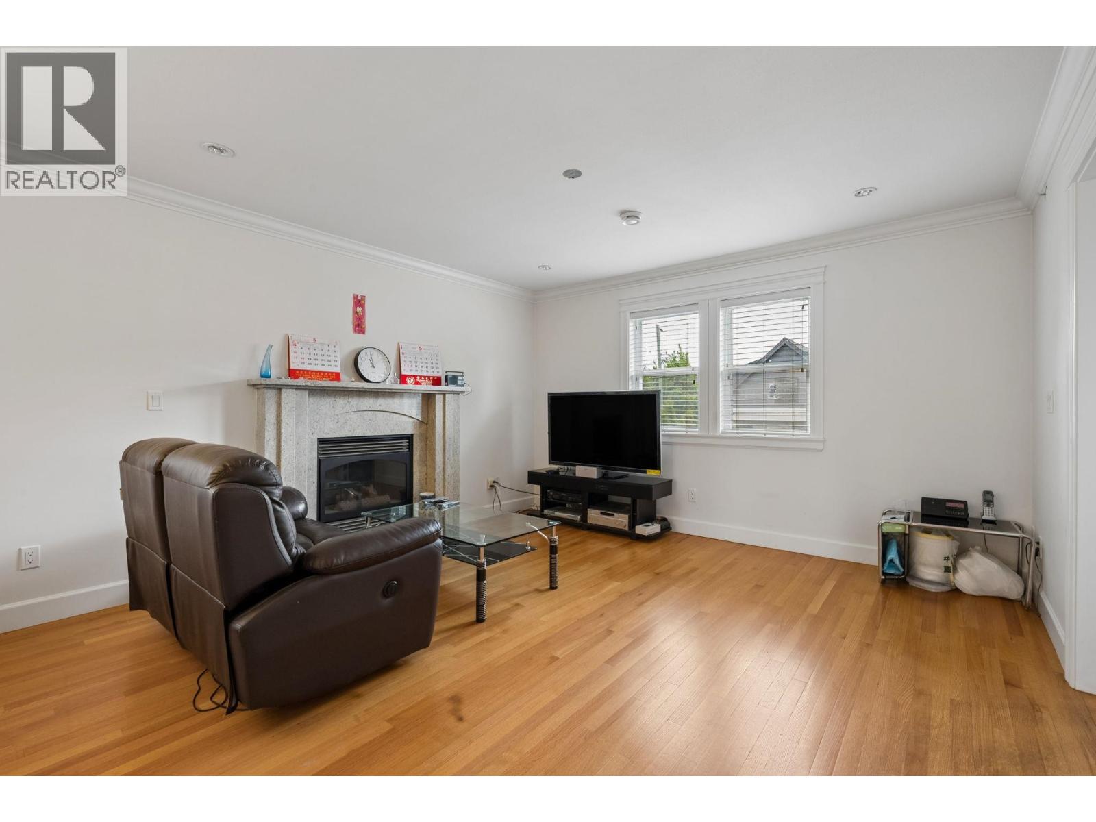 3795 Fleming Street, Vancouver, British Columbia  V5N 3W1 - Photo 4 - R3126164