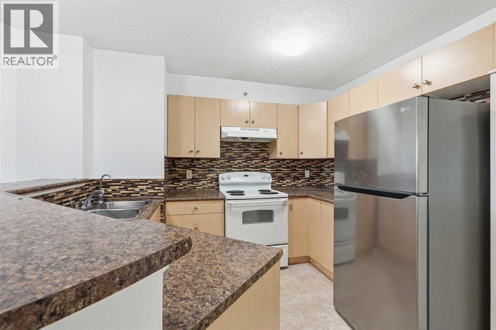 2408, 8 Bridlecrest Drive SW, Calgary, Alberta  T2Y 0H7 - Photo 8 - A2312769