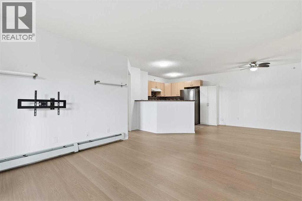 2408, 8 Bridlecrest Drive SW, Calgary, Alberta  T2Y 0H7 - Photo 2 - A2312769