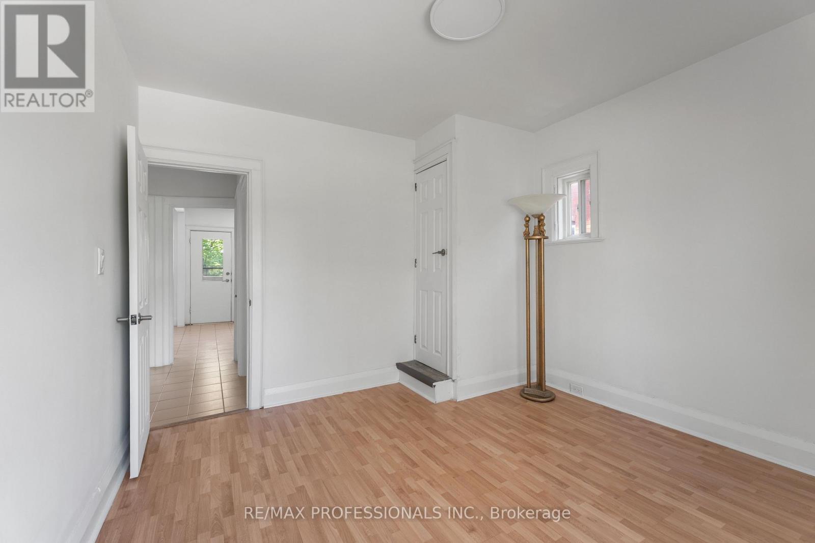 36 Gothic Avenue, Toronto, Ontario  M6P 2V9 - Photo 21 - W13152994