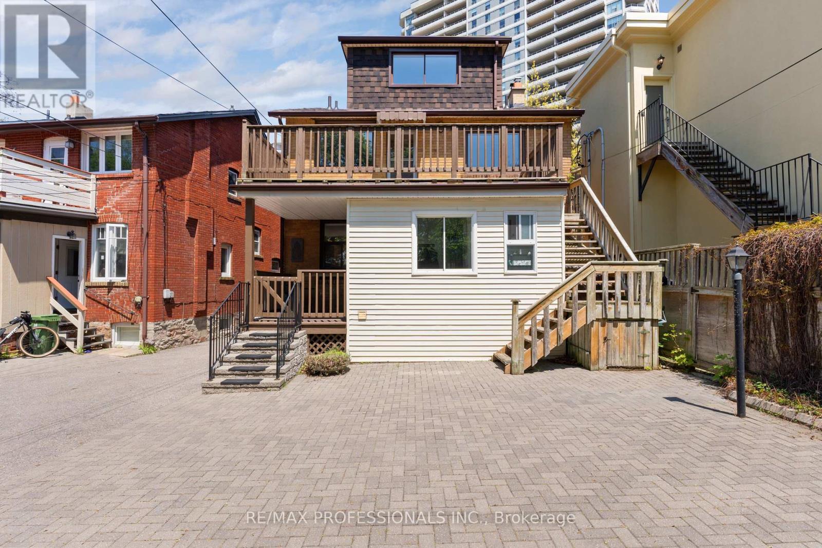 36 Gothic Avenue, Toronto, Ontario  M6P 2V9 - Photo 38 - W13152994