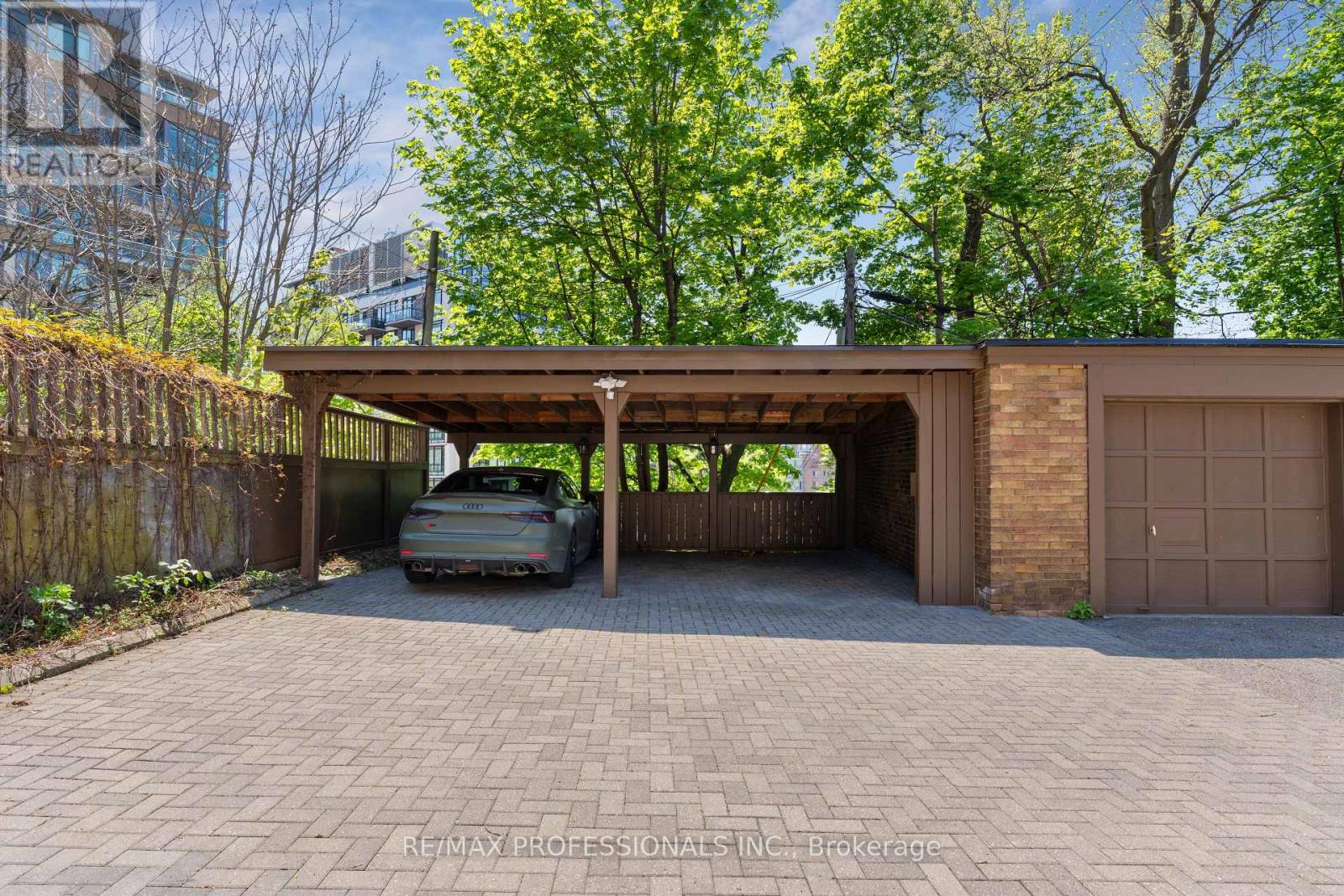 36 Gothic Avenue, Toronto, Ontario  M6P 2V9 - Photo 39 - W13152994