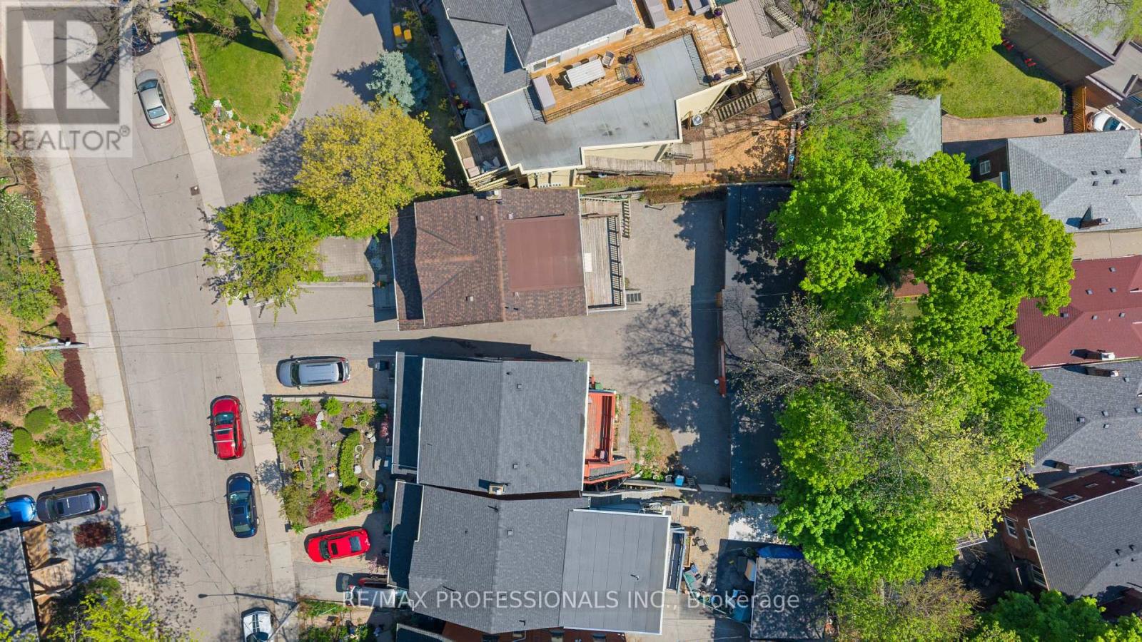 36 Gothic Avenue, Toronto, Ontario  M6P 2V9 - Photo 42 - W13152994