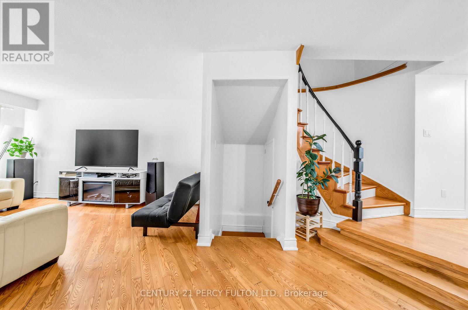 49 Croach Crescent, Toronto, Ontario  M1S 4H9 - Photo 17 - E13152802
