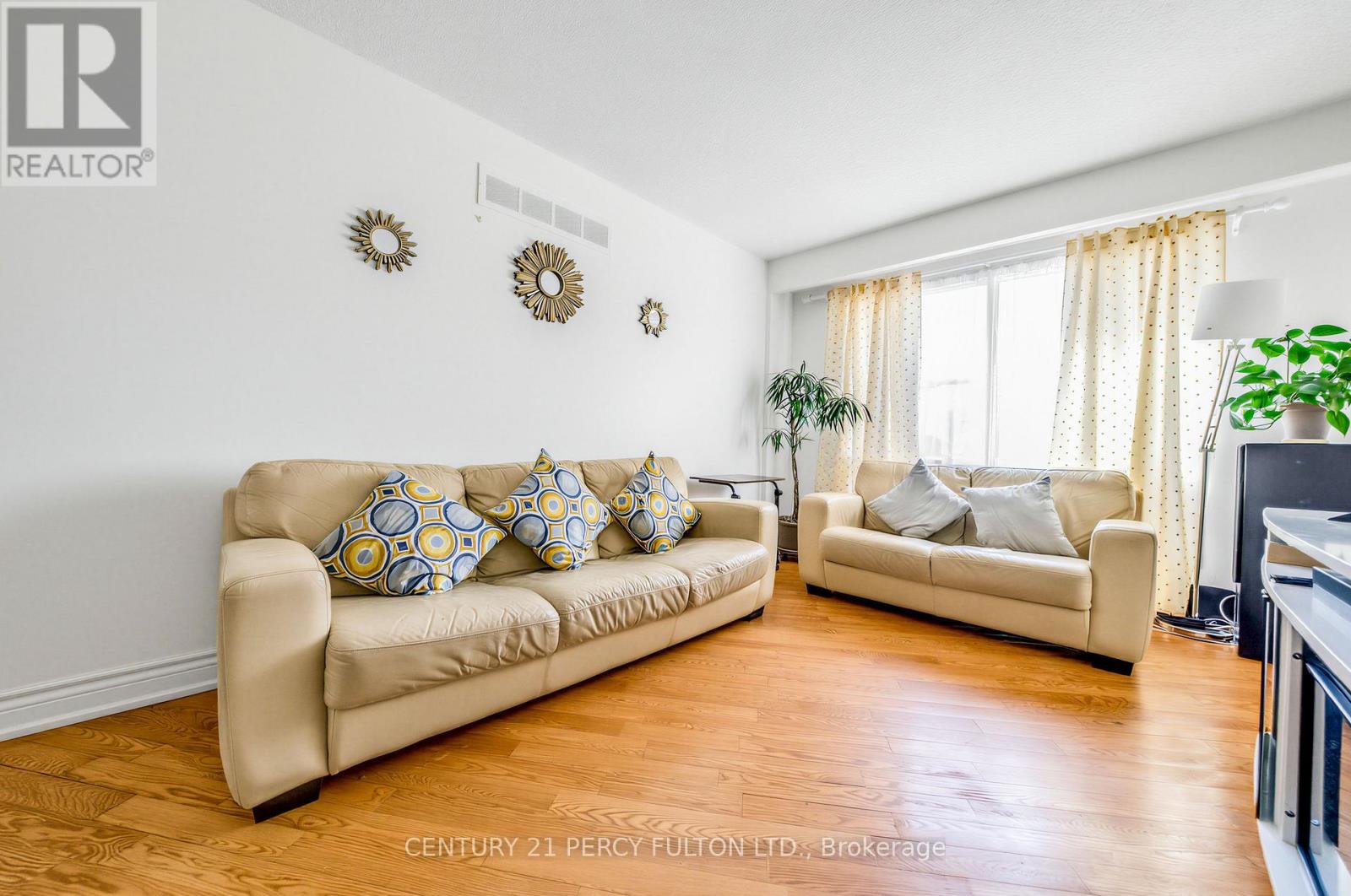 49 Croach Crescent, Toronto, Ontario  M1S 4H9 - Photo 8 - E13152802