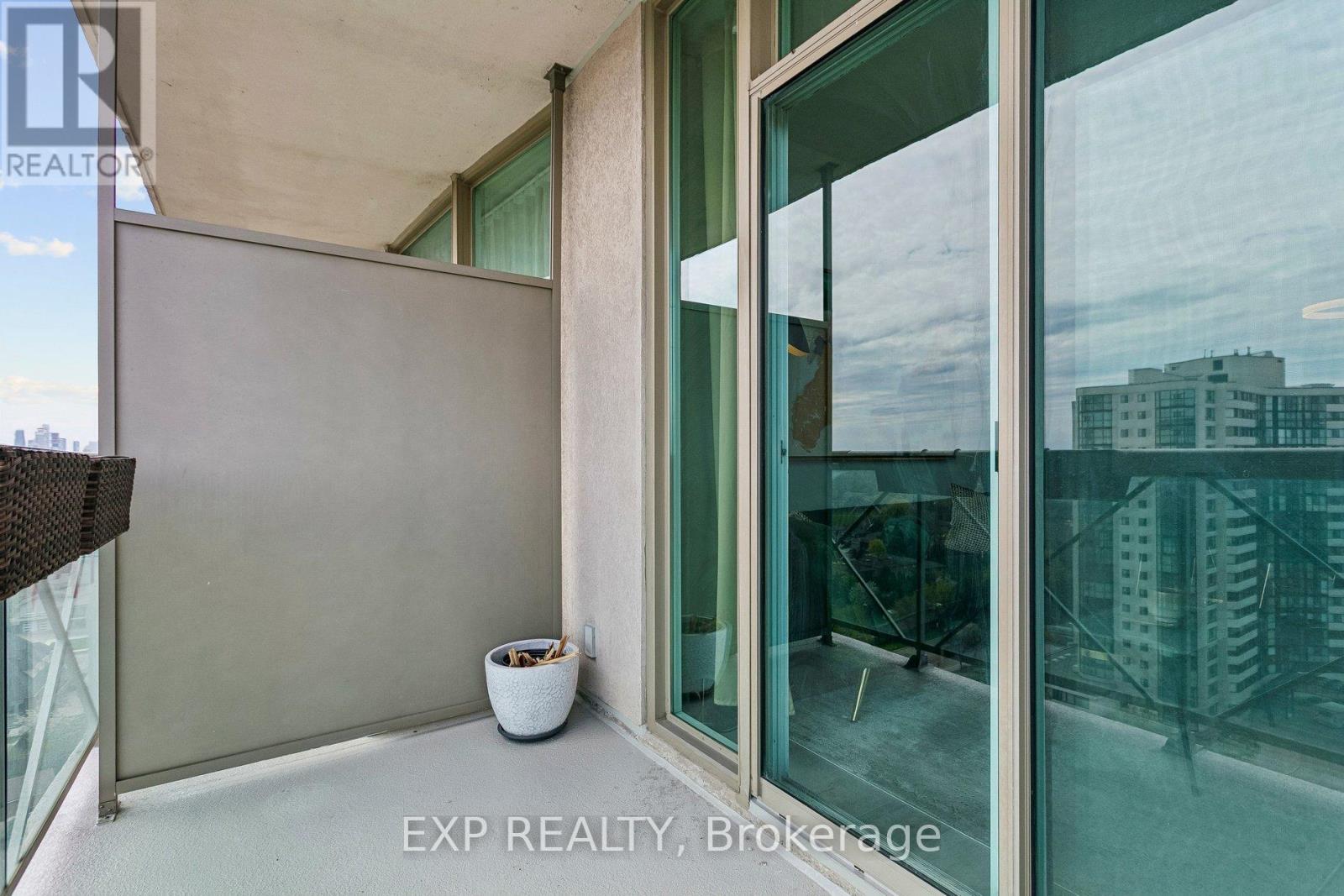 1406 - 1359 Rathburn Road E, Mississauga, Ontario L4W 5P7 - Photo 25 - W13094008