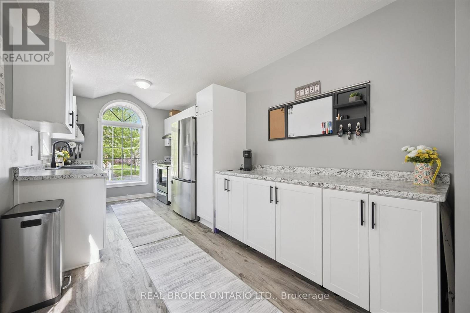 511 Dansbury Drive, Waterloo, Ontario  N2K 4K8 - Photo 14 - X13152982