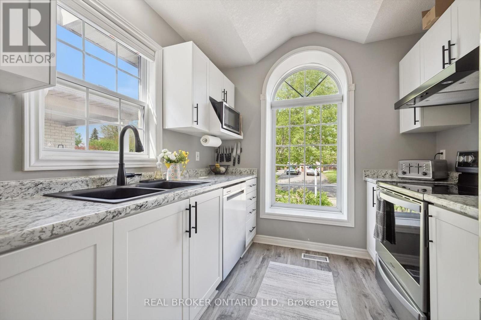 511 Dansbury Drive, Waterloo, Ontario  N2K 4K8 - Photo 15 - X13152982