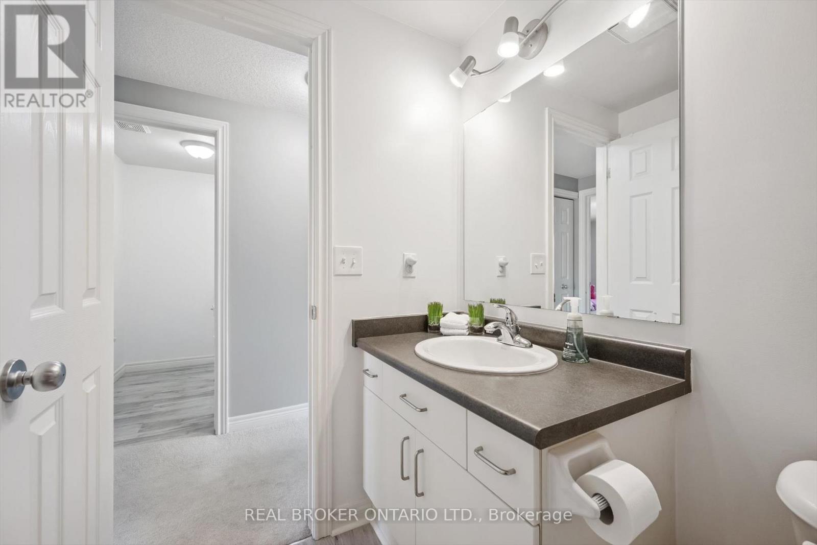 511 Dansbury Drive, Waterloo, Ontario  N2K 4K8 - Photo 26 - X13152982
