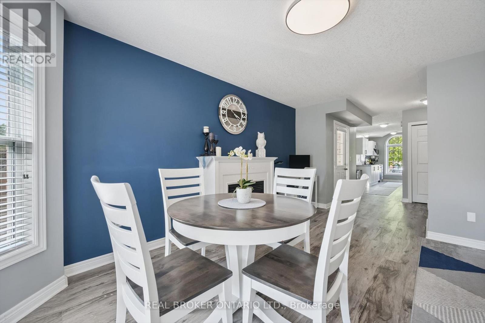 511 Dansbury Drive, Waterloo, Ontario  N2K 4K8 - Photo 9 - X13152982