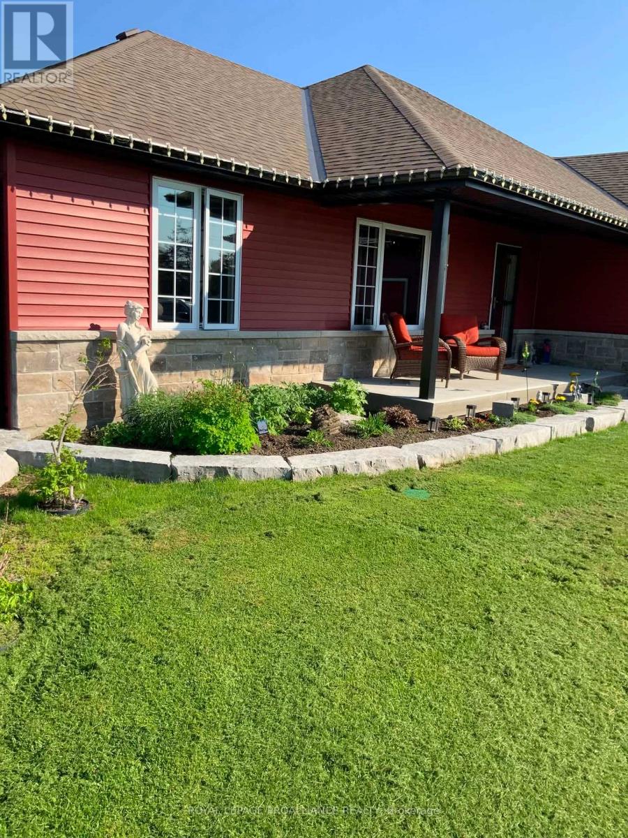 3741 County Road 3, Prince Edward County, Ontario  K0K 1L0 - Photo 3 - X12812606