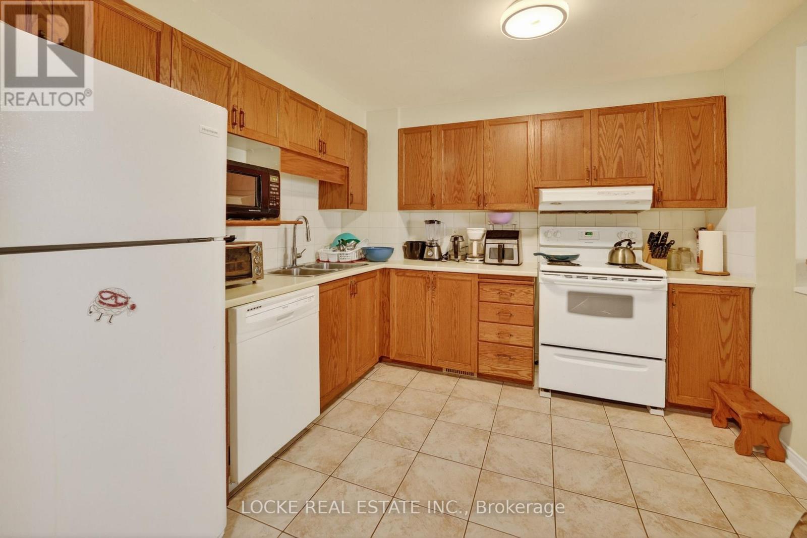 1824 Summerfields Crescent, Ottawa, Ontario  K1C 7B8 - Photo 5 - X13153004