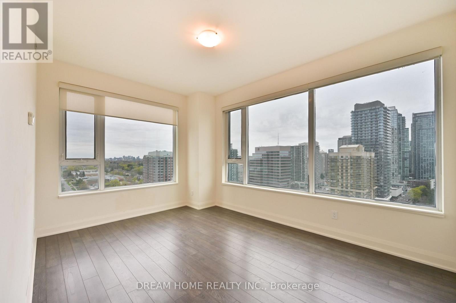 1702 - 68 CANTERBURY PLACE, Toronto, Ontario