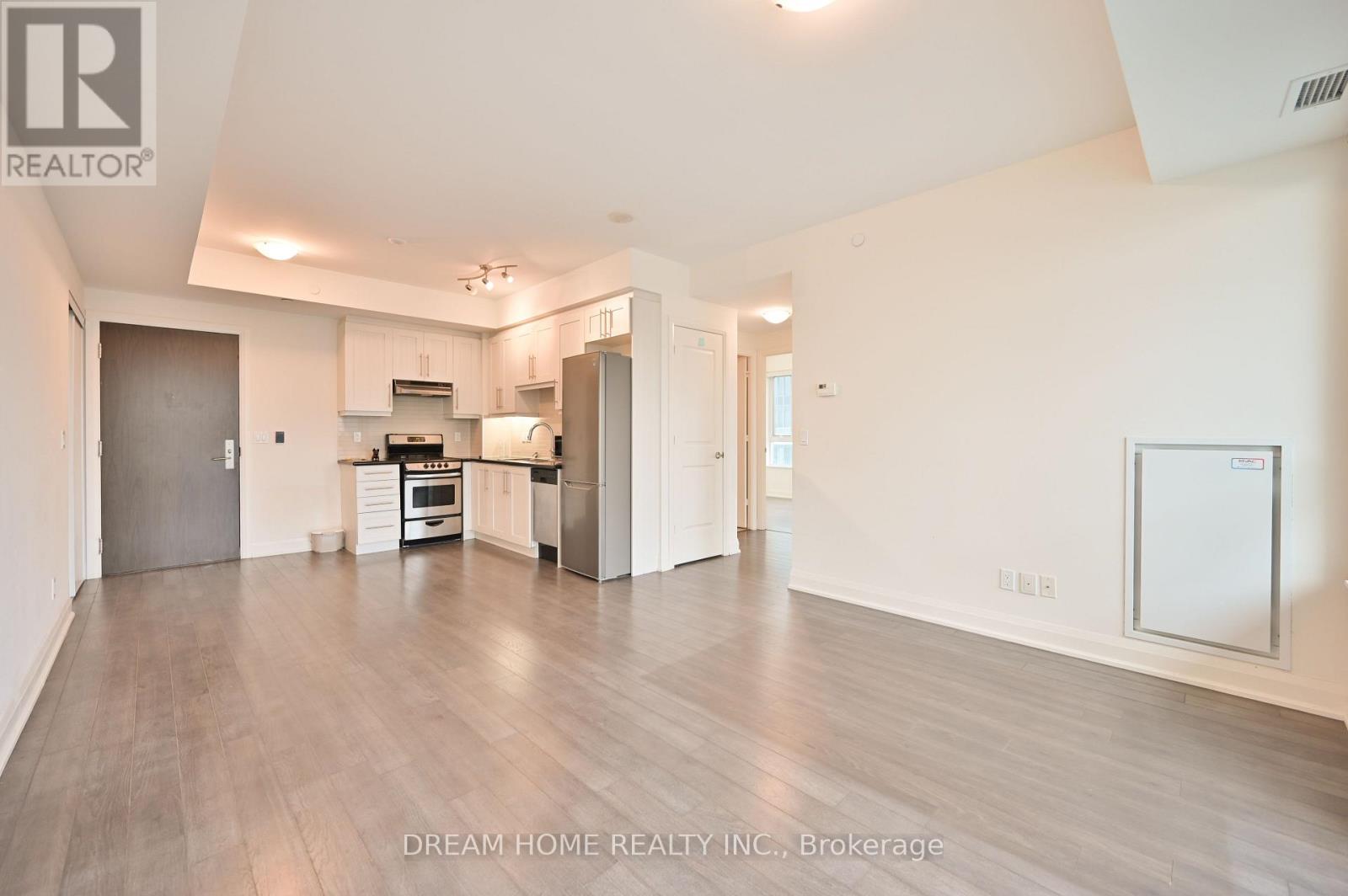 1702 - 68 Canterbury Place, Toronto, Ontario  M2N 0H8 - Photo 8 - C13060950