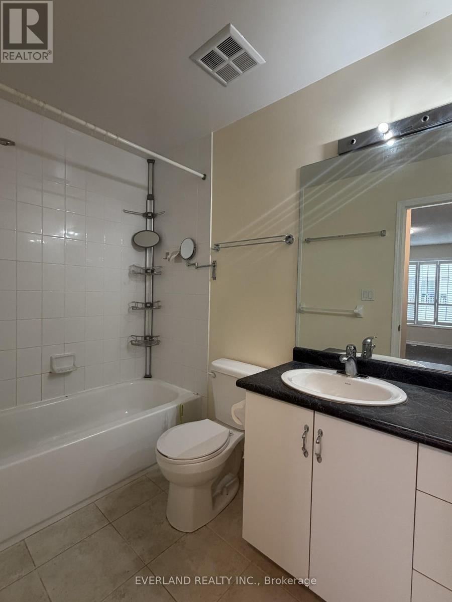30 Faithful Way, Markham, Ontario  L3R 1A1 - Photo 8 - N13060274