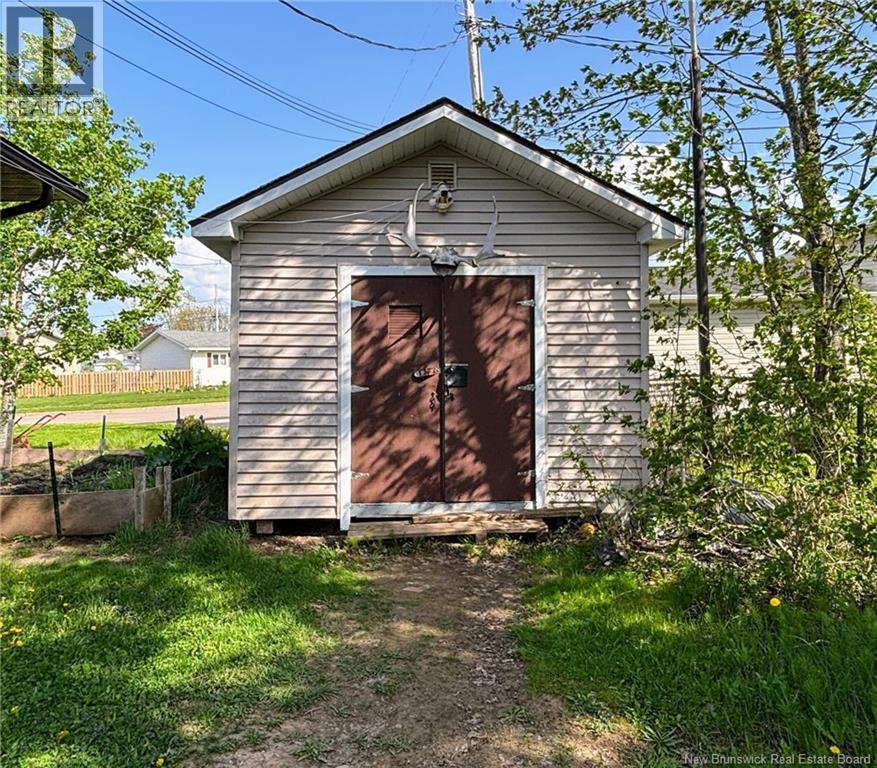 5 Pelton Street, Moncton, New Brunswick  E1G 1L3 - Photo 18 - NB139945