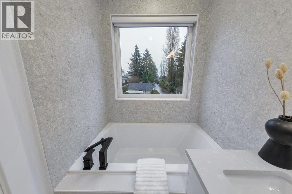 102 706 Smith Avenue, Coquitlam, British Columbia  V3J 2W7 - Photo 17 - R3096442