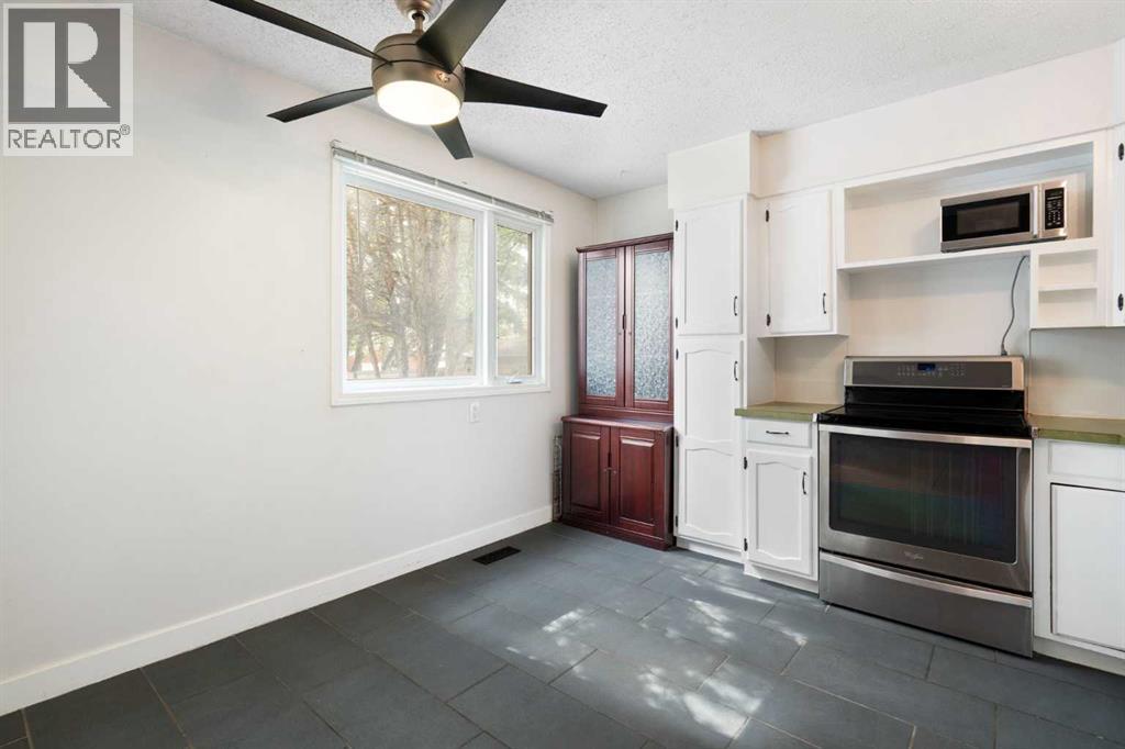 3226 Dover Crescent SE, Calgary, Alberta  T2B 1V2 - Photo 14 - A2309788