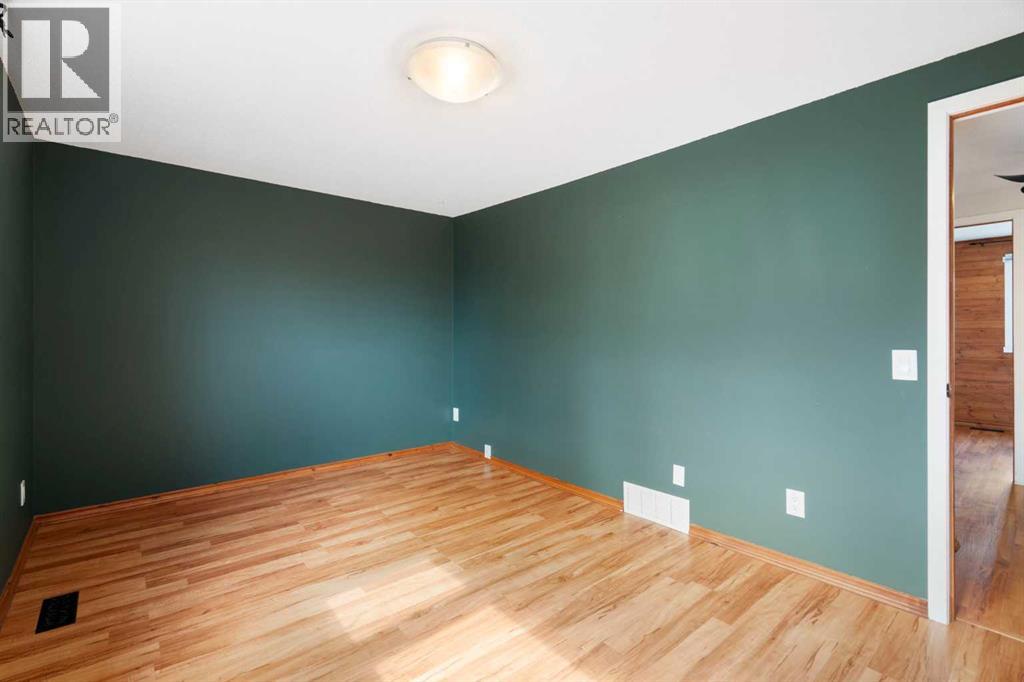 3226 Dover Crescent SE, Calgary, Alberta  T2B 1V2 - Photo 31 - A2309788