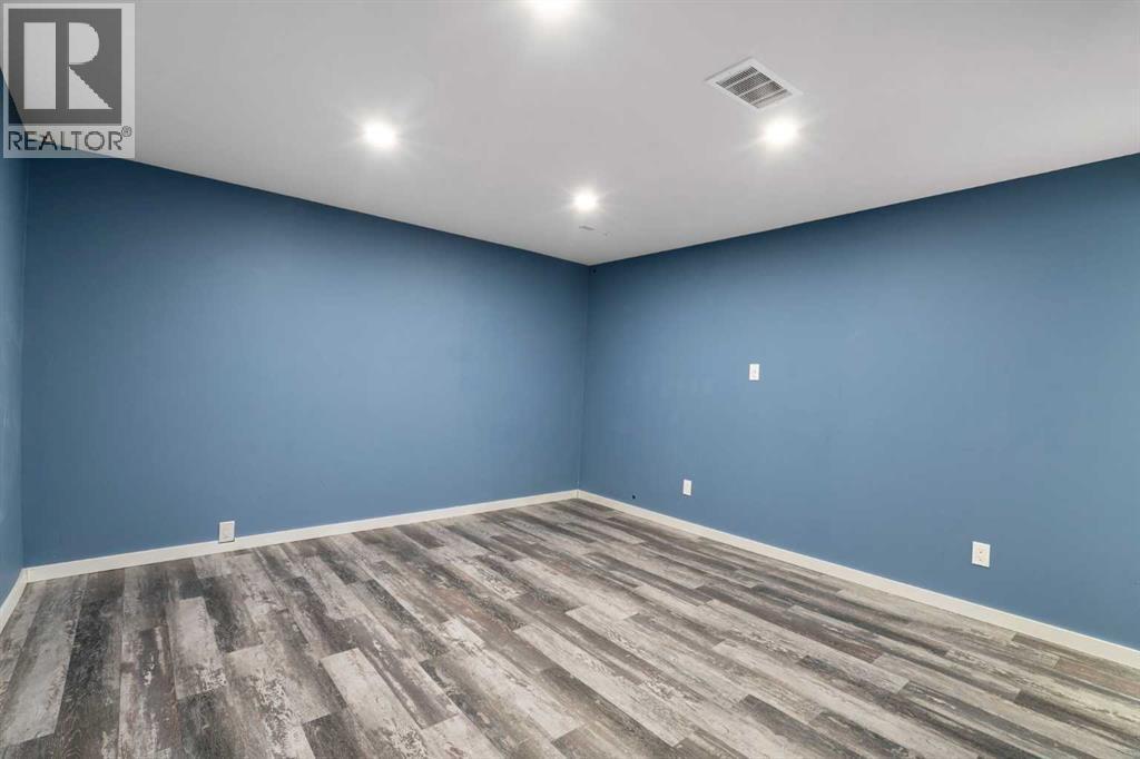 3226 Dover Crescent SE, Calgary, Alberta  T2B 1V2 - Photo 36 - A2309788