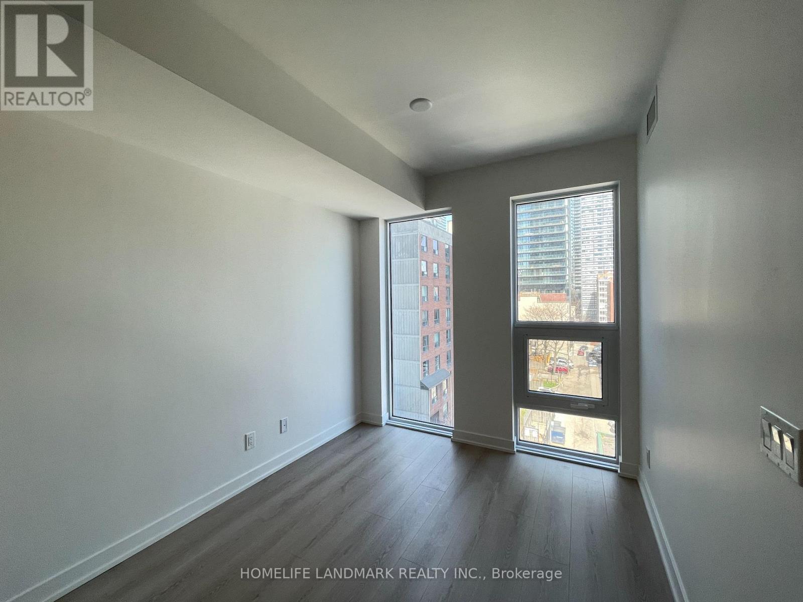803 - 100 Queen Street E, Toronto, Ontario  M5C 0B5 - Photo 2 - C13153020