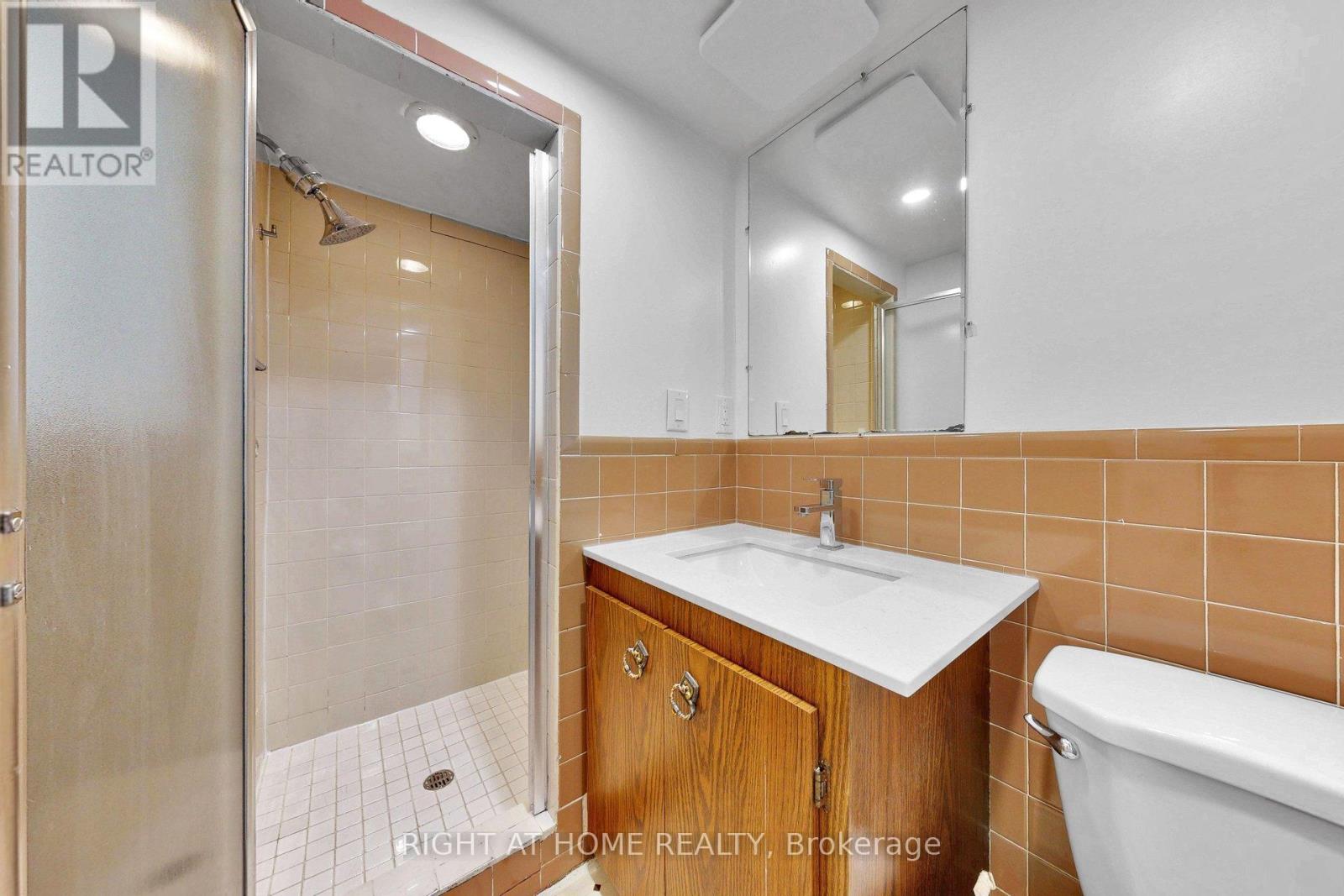 22 Lingarde Drive, Toronto, Ontario  M1R 1X6 - Photo 30 - E13153030