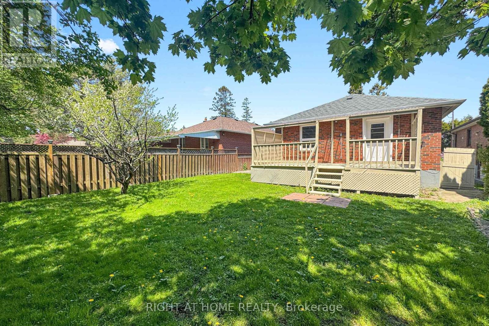 22 Lingarde Drive, Toronto, Ontario  M1R 1X6 - Photo 49 - E13153030