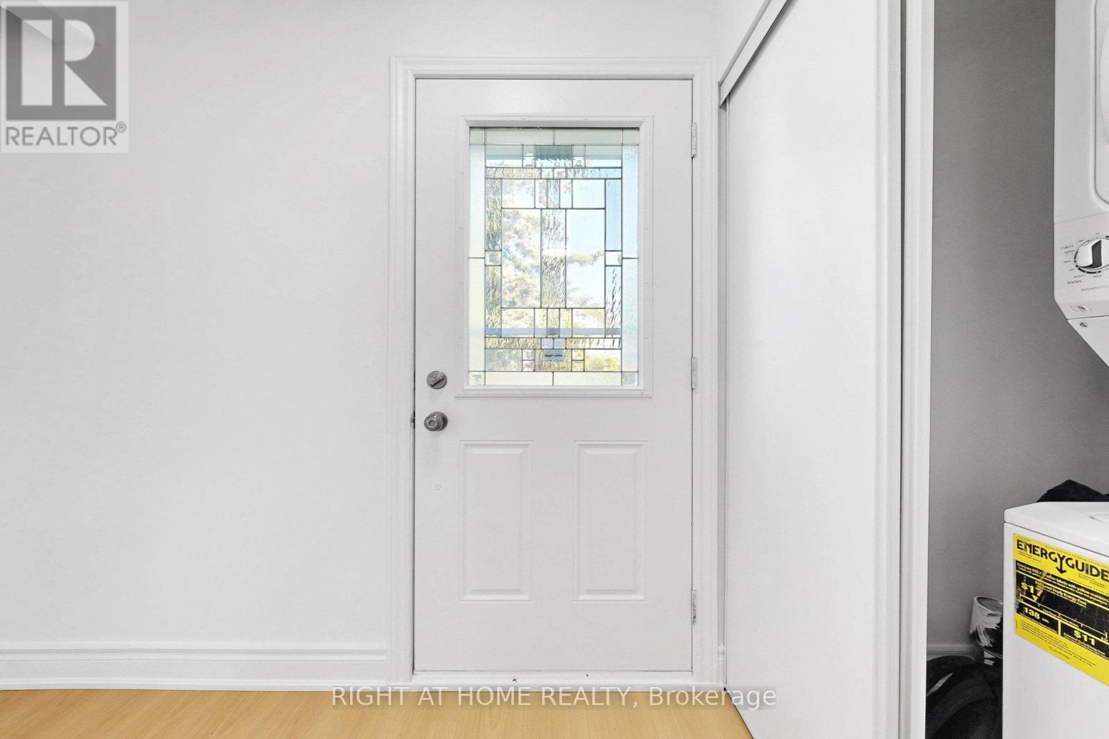 22 Lingarde Drive, Toronto, Ontario  M1R 1X6 - Photo 6 - E13153030