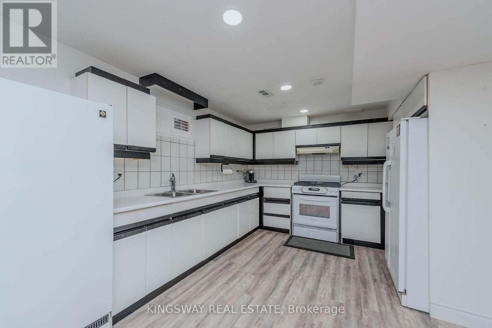 298 Forest Drive S, Vaughan, Ontario  L4L 3T5 - Photo 42 - N13146018