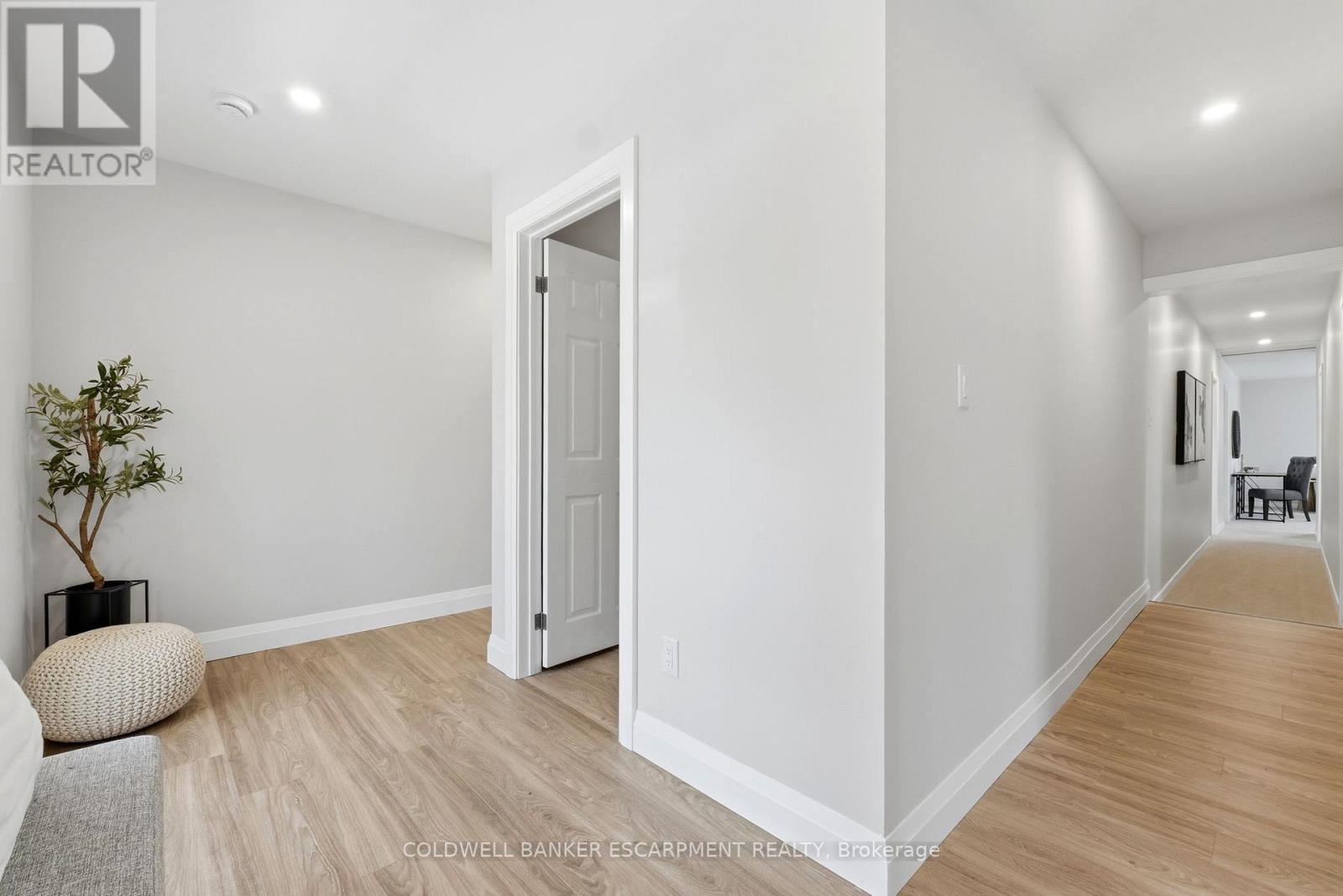 76 Main Street N, Halton Hills, Ontario  L7J 1W2 - Photo 21 - W13153002
