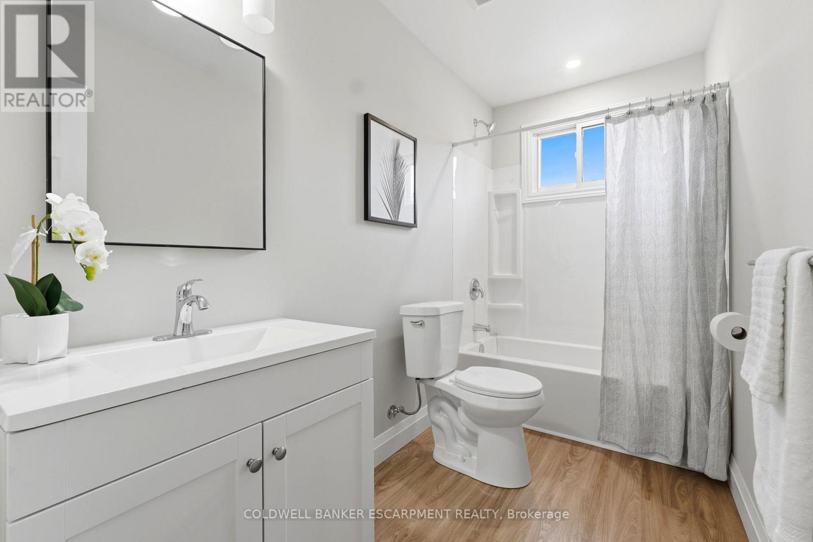 76 Main Street N, Halton Hills, Ontario  L7J 1W2 - Photo 24 - W13153002
